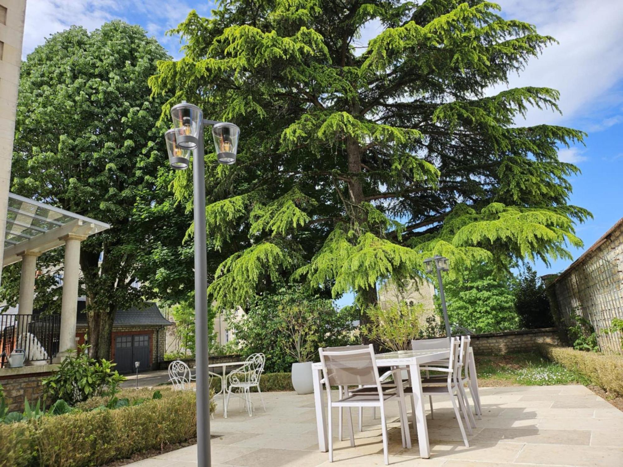 Chambres D'Hotes De Luxe Cote Parc-Cote Jardin Avec Parking Prive Gratuit Nevers Buitenkant foto